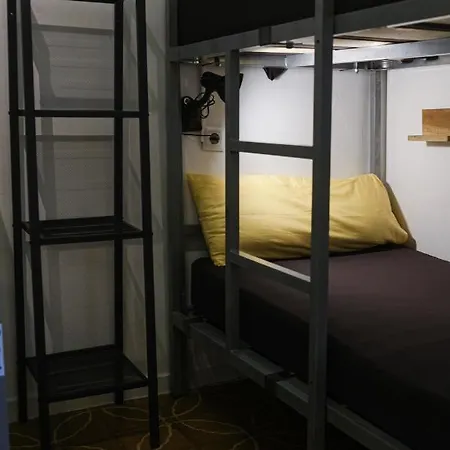 Mana Mana Youth טוסה דה מאר